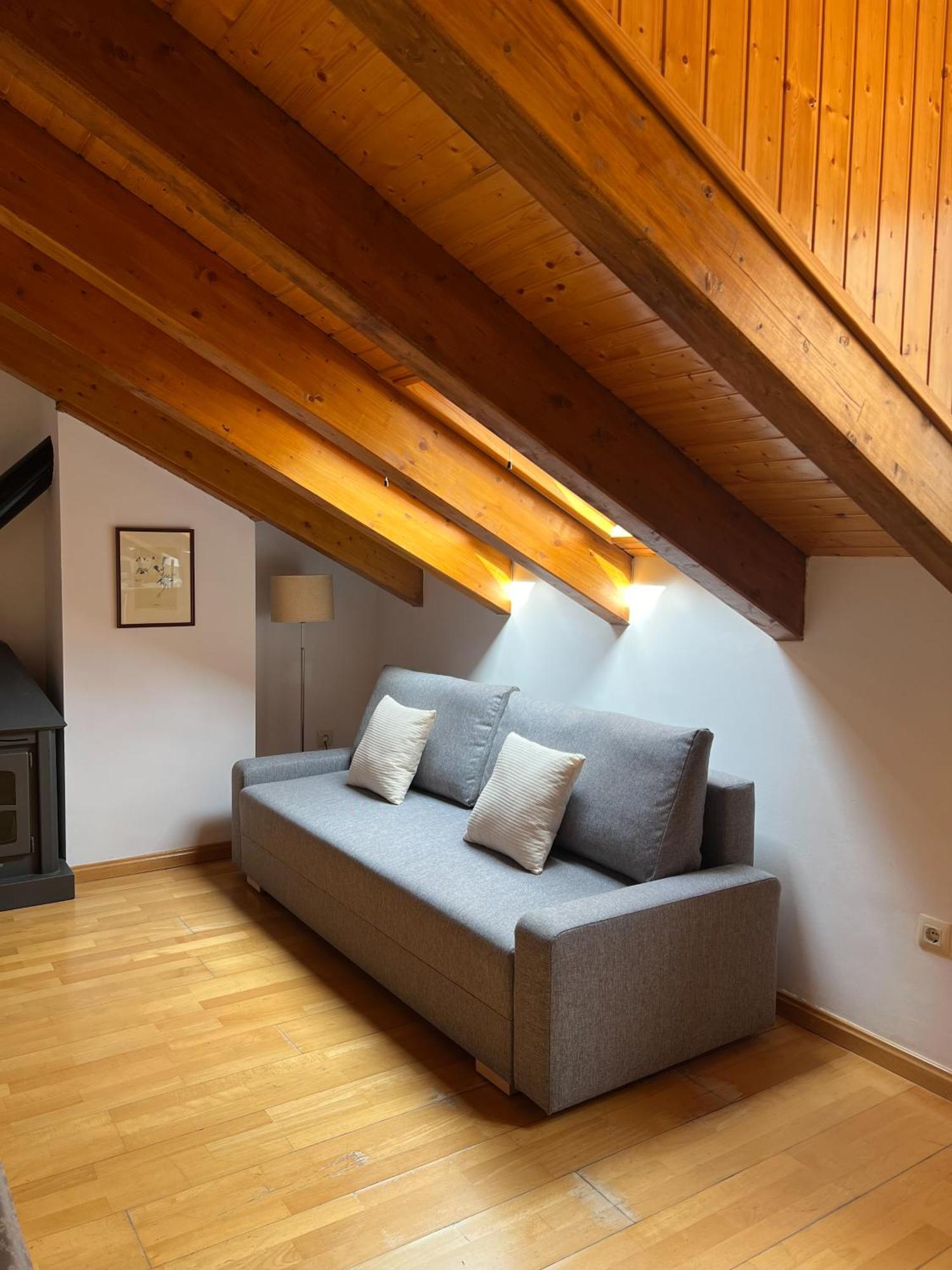 Casa La Muga Lägenhet Benasque Exteriör bild